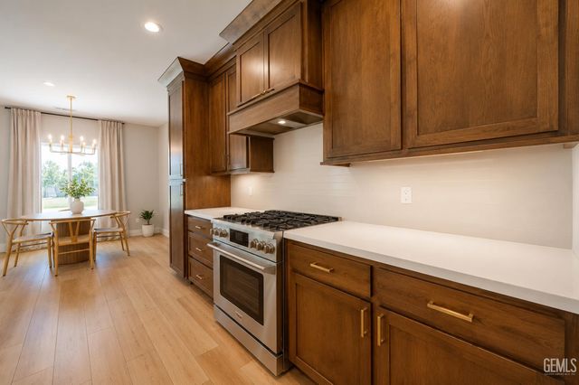 11001 Aimee Way, Bakersfield, CA 93312