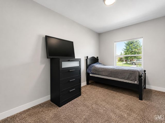 11001 Aimee Way, Bakersfield, CA 93312