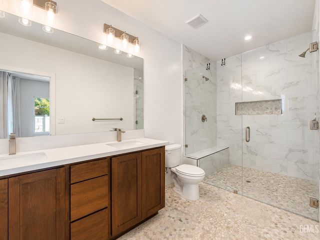 11001 Aimee Way, Bakersfield, CA 93312