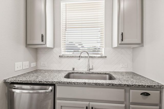 242 Aster View Court, Montgomery, TX 77316