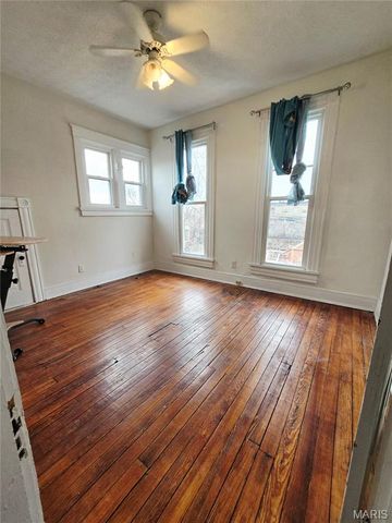 437 E 4th Street, Alton, IL 62002