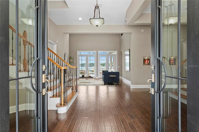 1903 HAVEN BEND, Tampa, FL 33613