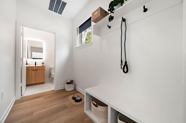 1941 Sawdust Road 150, The Woodlands, TX 77380