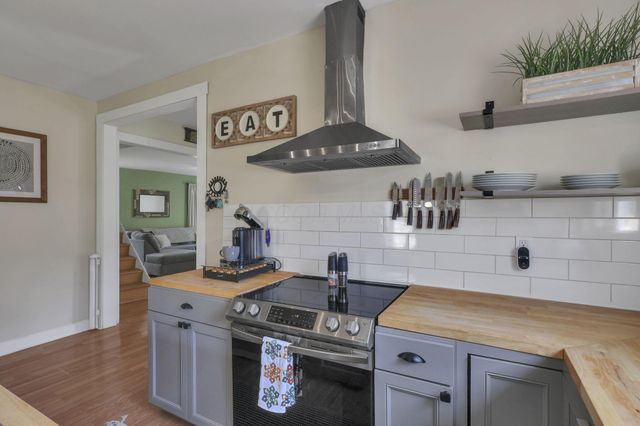 35 Chamberlain Street, Delaware, OH 43015