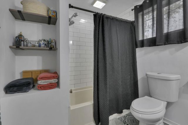 35 Chamberlain Street, Delaware, OH 43015