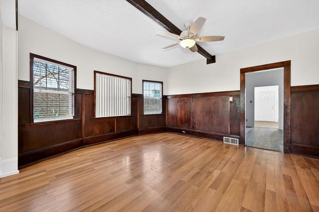 3126 31st St, Sacramento, CA 95817