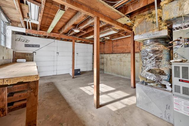 3126 31st St, Sacramento, CA 95817