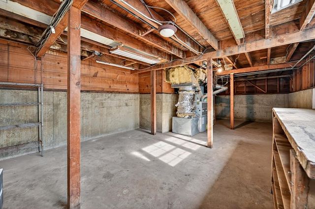 3126 31st St, Sacramento, CA 95817