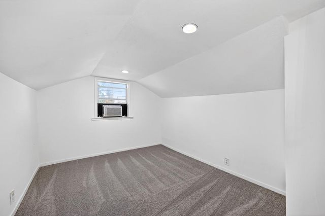 3126 31st St, Sacramento, CA 95817