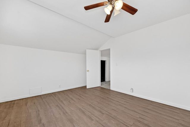 3126 31st St, Sacramento, CA 95817