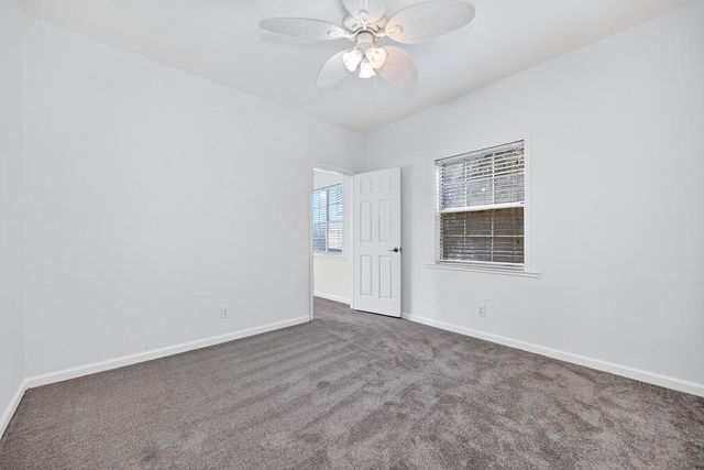 3126 31st St, Sacramento, CA 95817