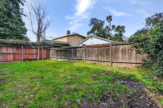3126 31st St, Sacramento, CA 95817