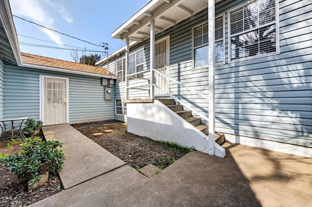 3126 31st St, Sacramento, CA 95817