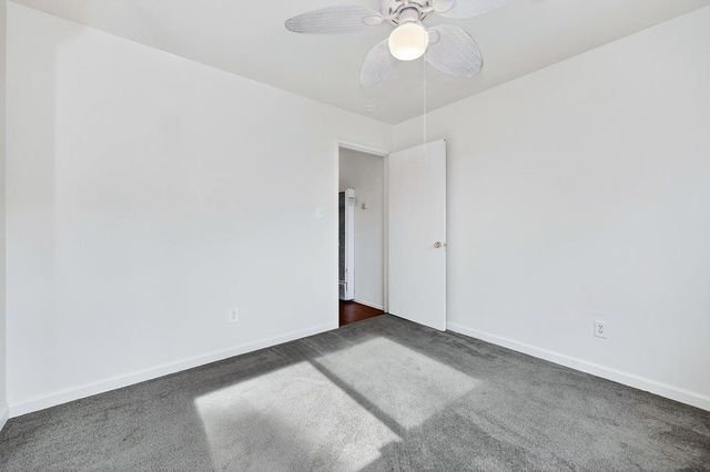 3126 31st St, Sacramento, CA 95817