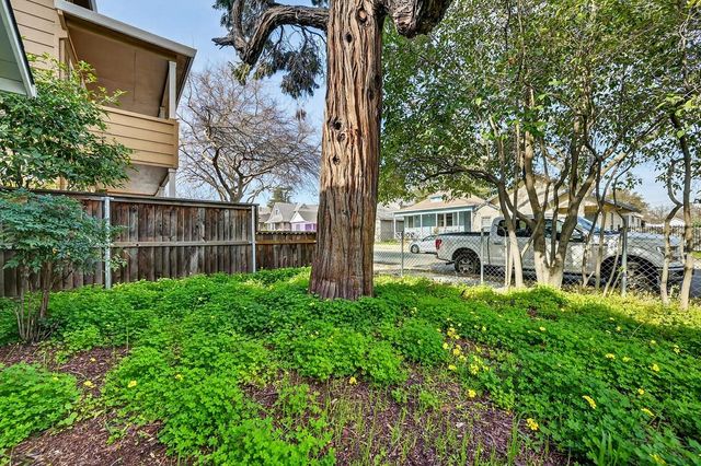 3126 31st St, Sacramento, CA 95817