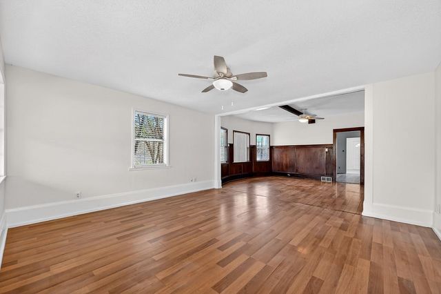 3126 31st St, Sacramento, CA 95817