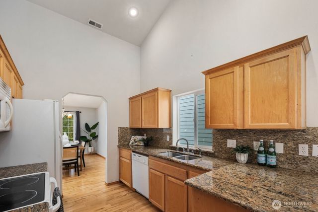 14627 SE 189th Place, Renton, WA 98058