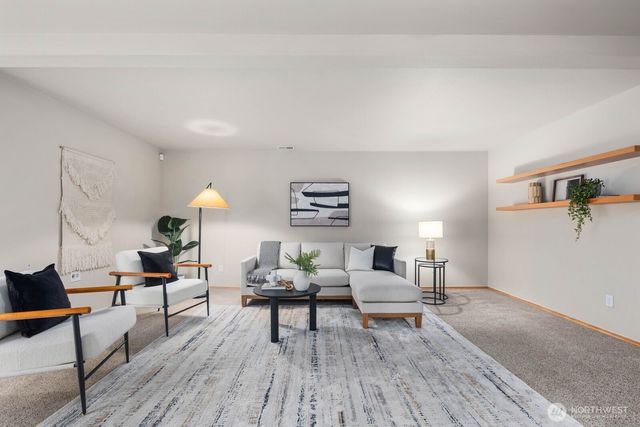 14627 SE 189th Place, Renton, WA 98058