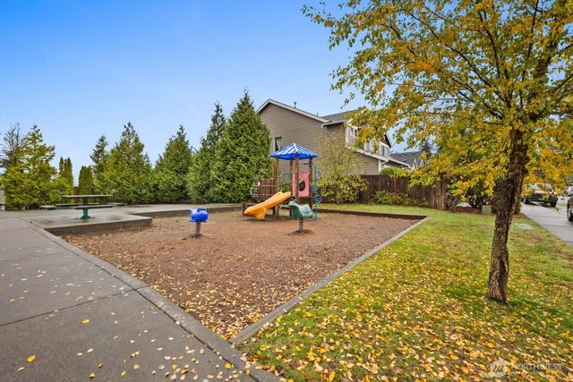 14627 SE 189th Place, Renton, WA 98058