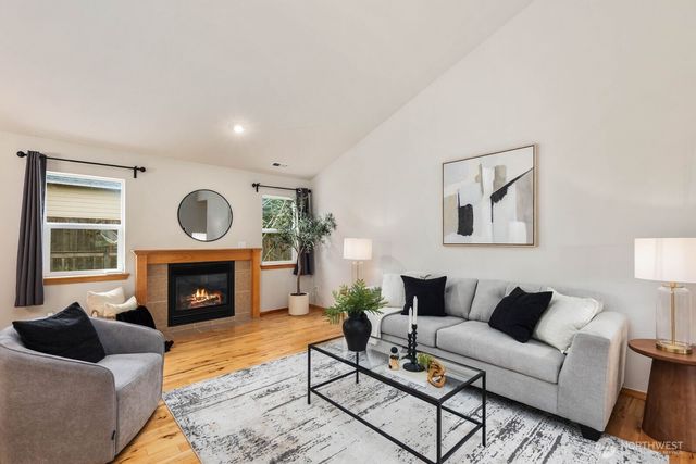 14627 SE 189th Place, Renton, WA 98058