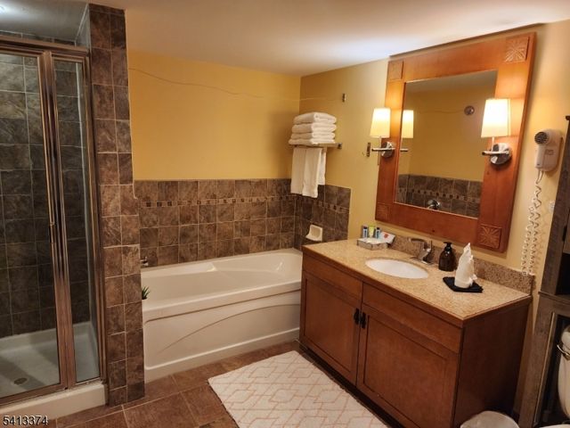 200 State Rt 94 Unit 207 207, Vernon Twp., NJ 07462