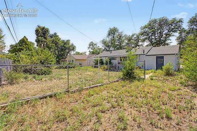 1606 Iroquois Road, Pueblo, CO 81001
