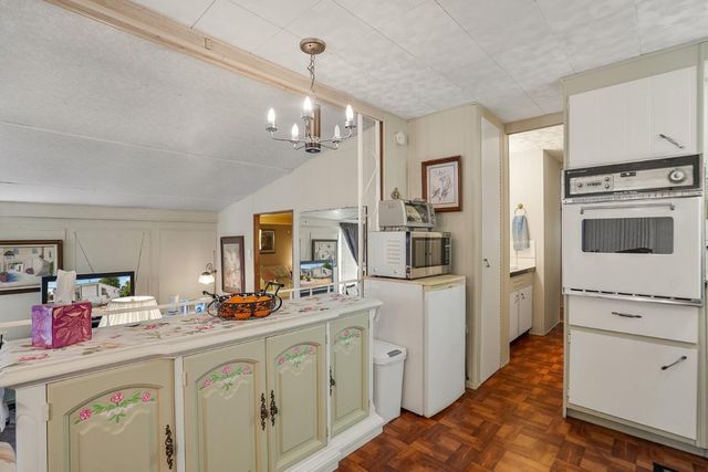 8573 SW 16th Street, Davie, FL 33324