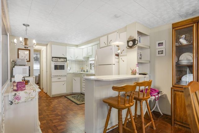 8573 SW 16th Street, Davie, FL 33324