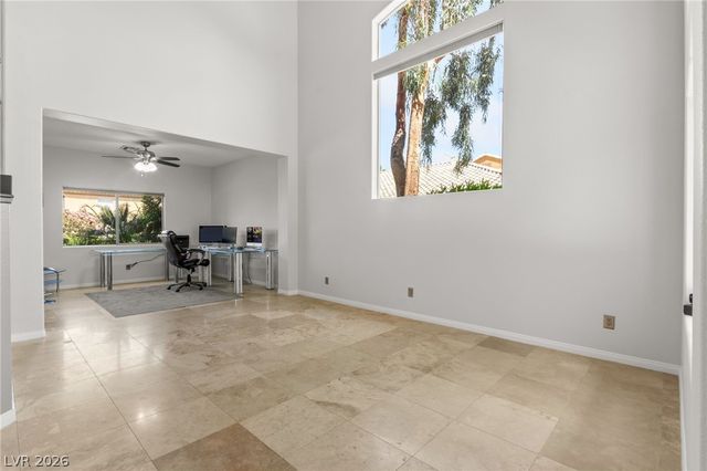 98 Dryden Park Avenue, Las Vegas, NV 89148