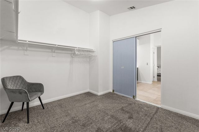 98 Dryden Park Avenue, Las Vegas, NV 89148