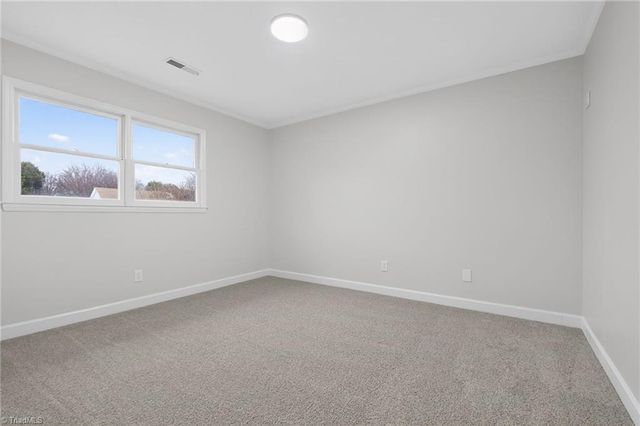 1516 Country Lane, Kernersville, NC 27284