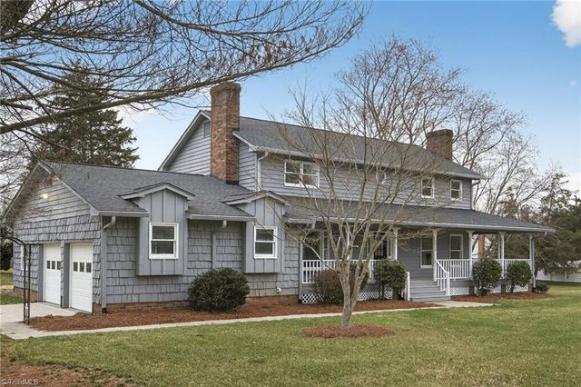 1516 Country Lane, Kernersville, NC 27284