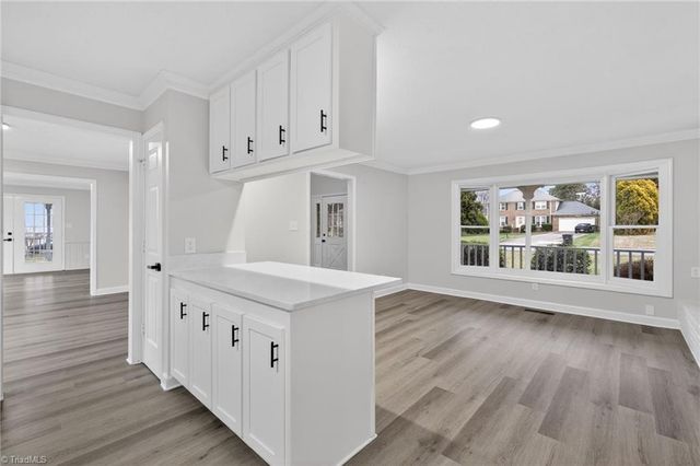 1516 Country Lane, Kernersville, NC 27284