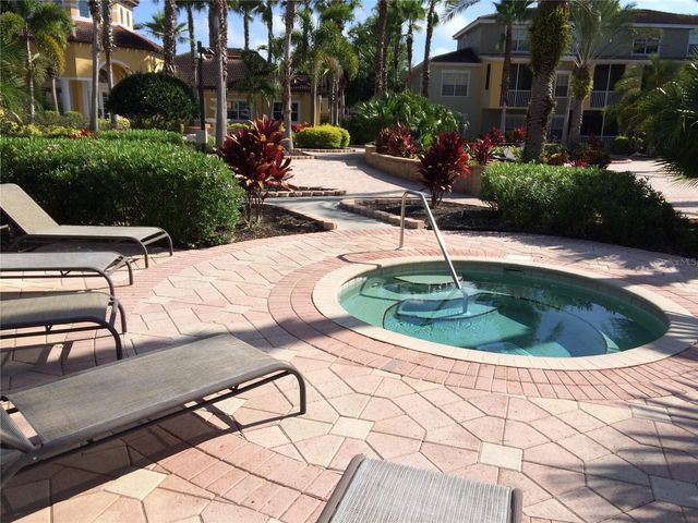 5691 BENTGRASS DRIVE 15-209, Sarasota, FL 34235
