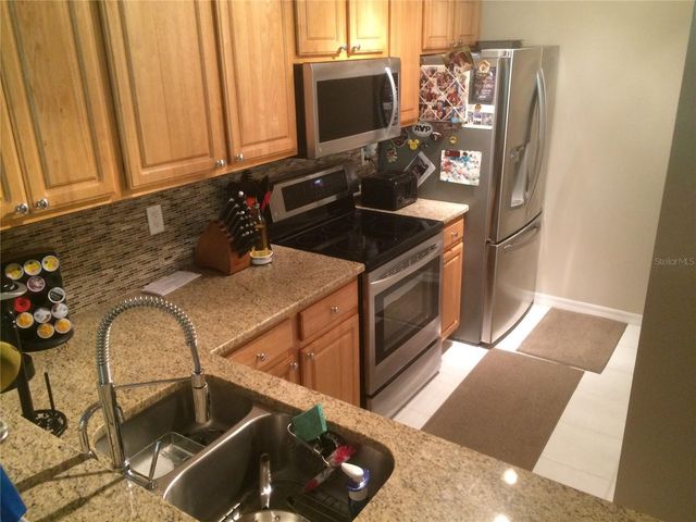 5691 BENTGRASS DRIVE 15-209, Sarasota, FL 34235