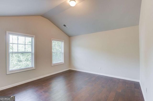 18 Privet Circle, Suwanee, GA 30024