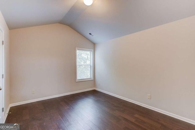 18 Privet Circle, Suwanee, GA 30024