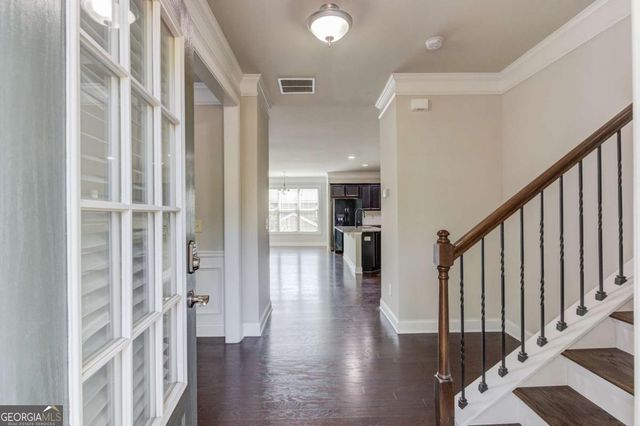 18 Privet Circle, Suwanee, GA 30024