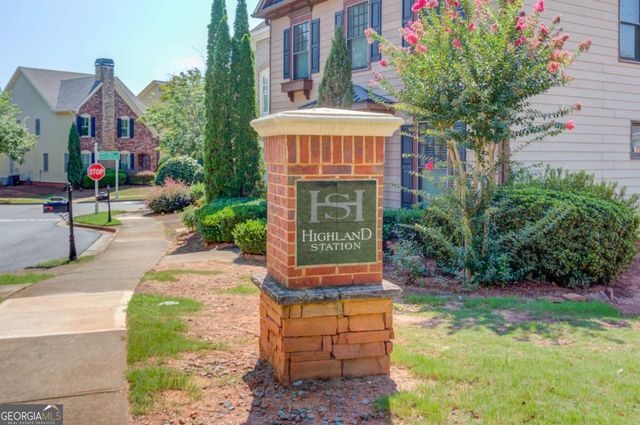 18 Privet Circle, Suwanee, GA 30024