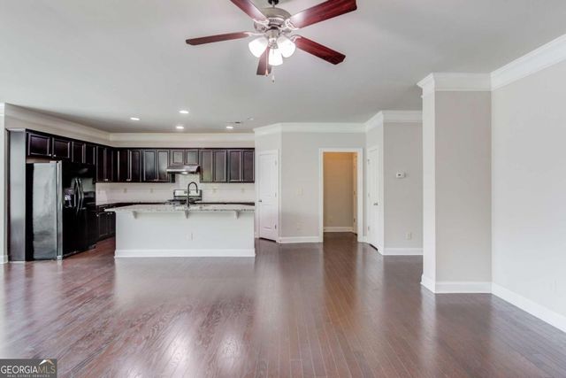 18 Privet Circle, Suwanee, GA 30024