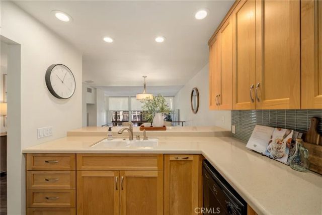 9233 Marina Pacifica North, Long Beach, CA 90803