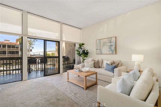 9233 Marina Pacifica North, Long Beach, CA 90803