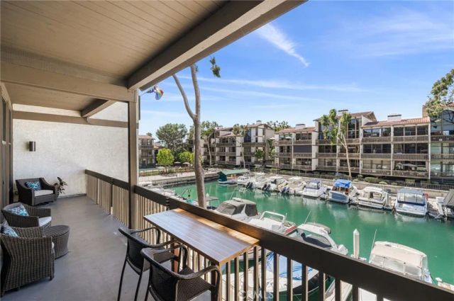 9233 Marina Pacifica North, Long Beach, CA 90803
