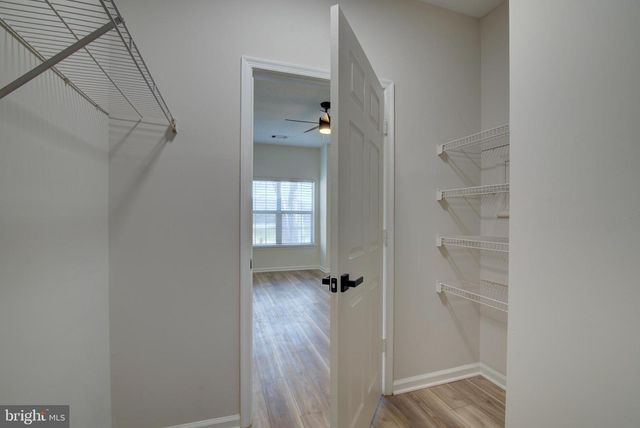 1708 LAKE SHORE CREST DR, Reston, VA 20190