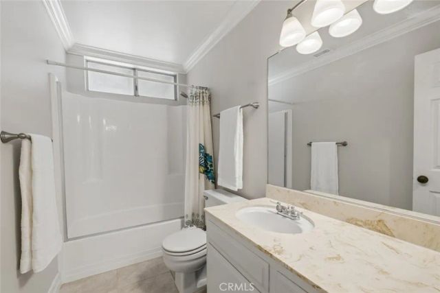 31584 Agoura Road 4, Westlake Village, CA 91361