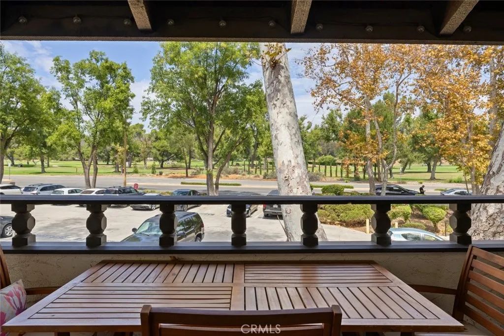 31584 Agoura Road 4, Westlake Village, CA 91361