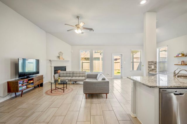 18334 Gardens End Lane, Houston, TX 77084