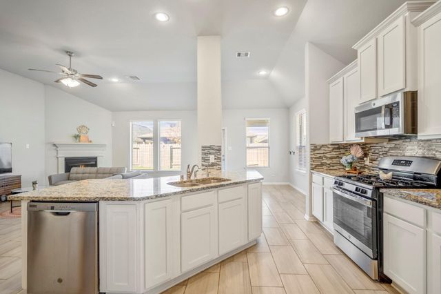 18334 Gardens End Lane, Houston, TX 77084