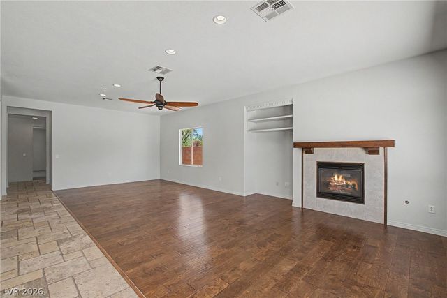 7112 Via Campanile Avenue, Las Vegas, NV 89131