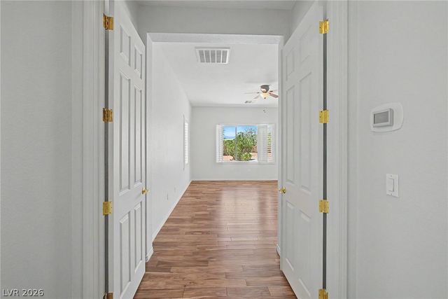 7112 Via Campanile Avenue, Las Vegas, NV 89131